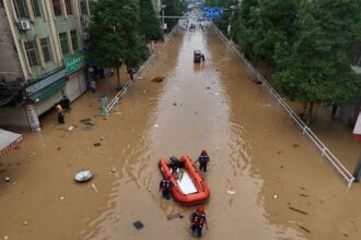 Fujian activa respuesta de emergencia ante fuertes lluvias provocadas por tifón Saudel