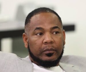 Abogada de Edwin Encarnación evita detalles sobre su presencia en la Fiscalía