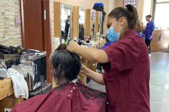 Nueva York exige a peluqueros aprender a trabajar con todo tipo de cabello
