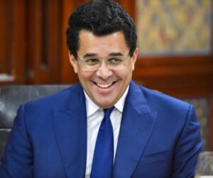David Collado recibe ovación durante su llegada a la Convención Nacional del PRM