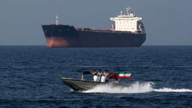 Irán amenaza a Estados Unidos con respuestas más rápidas e intensas tras ataques en Ormuz