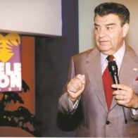 Don Francisco se suma a tendencia de los 80, pero sin IA: «Yo solamente abrí el álbum»