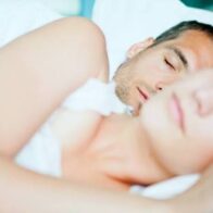 ¿Tener sexo ayuda a dormir mejor? La relación entre el orgasmo, la relajación y el sueño