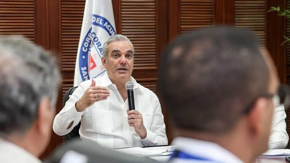 Gobierno concentra en Santiago inversiones millonarias en agua, salud y servicios públicos