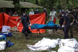 Nepal: al menos cuatro muertos y 12 desaparecidos tras alud en la base del pico Himlung