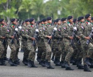 Investigan a tres dominicanos en Panamá por presunto reclutamiento de personas para combatir en Rusia