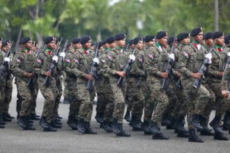 Investigan a tres dominicanos en Panamá por presunto reclutamiento de personas para combatir en Rusia