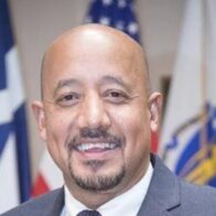 Alcalde de Lawrence Brian DePeña enfrenta 15 nuevos cargos estatales por grabaciones en el Ayuntamiento