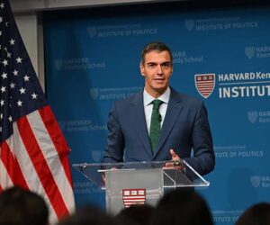 Estudiantes de Harvard preguntan a Sánchez por la corrupción en España y el caso Pegasus