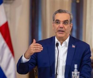Abinader retoma este miércoles sus encuentros con periodistas en el Palacio Nacional