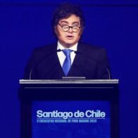 Milei dice que Pedro Sánchez está "más sucio que una papa" y rodeado de "gentuza"