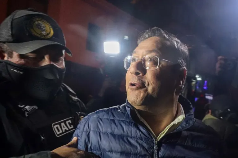 Tribunal boliviano rechaza arresto domiciliario para el expresidente Luis Arce