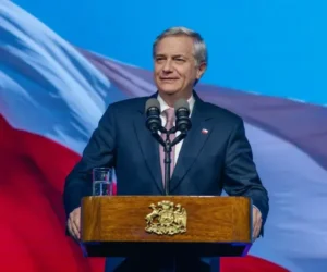 Kast valora el «respeto» ante las diferencias políticas tras la polémica del Foro Madrid
