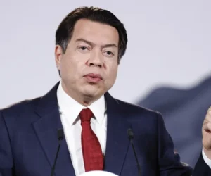 México restringirá el uso de celulares en escuelas primarias y secundarias