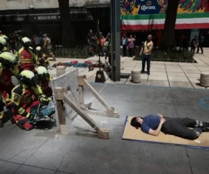 México realiza un segundo simulacro nacional en el aniversario de sus catastróficos terremotos