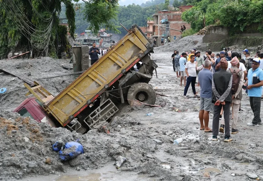 Japón enviará un equipo de expertos a Nepal para ayudar en las labores de identificación