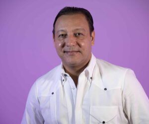 Abel Martínez plantea que la oposición se una en una eventual segunda vuelta en 2028