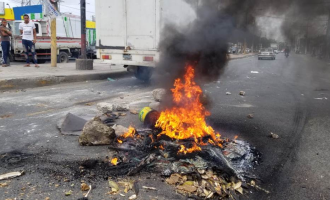 Protestan en la Cayetano Germosén por prolongados apagones