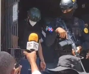 Trasladan a la Procuraduría a más de 10 médicos para continuar interrogatorios por el caso Senasa 2.0