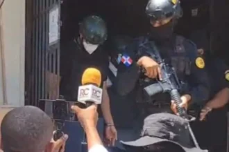Trasladan a la Procuraduría a más de 10 médicos para continuar interrogatorios por el caso Senasa 2.0