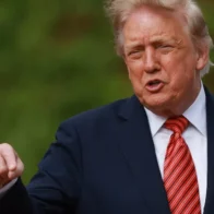 Trump: un conflicto entre Reino Unido y Argentina por las Malvinas sería un «desastre potencial»