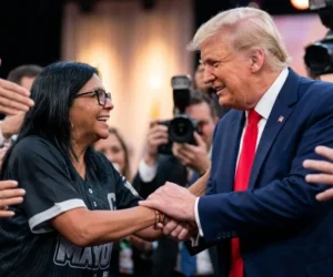 Donald Trump y Delcy Rodríguez se reúnen por primera vez en Nueva York