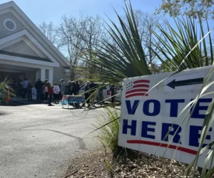 El 45 % de los votantes castigaría a Trump en las elecciones legislativas