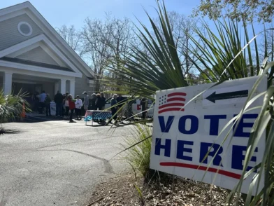 El 45 % de los votantes castigaría a Trump en las elecciones legislativas