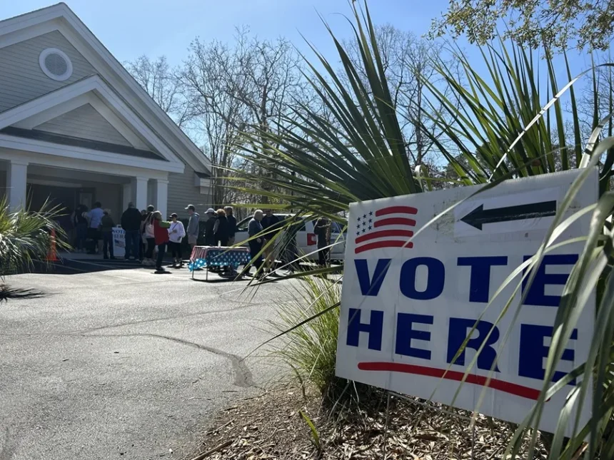 El 45 % de los votantes castigaría a Trump en las elecciones legislativas