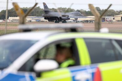 Detuvieron en Londres a un británico-iraní por el supuesto plan terrorista cerca de la base aérea de Fairford
