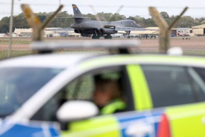 Detuvieron en Londres a un británico-iraní por el supuesto plan terrorista cerca de la base aérea de Fairford