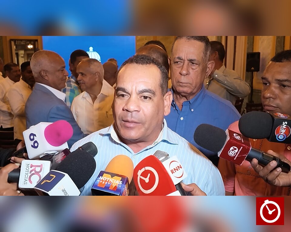 Arroceros salen decepcionados de reunión con el Gobierno y esperan reunirse con Abinader 3 | Noticias de hoy en República Dominicana Arroceros salen decepcionados de reunión con el Gobierno y esperan reunirse con Abinader