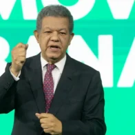 Leonel Fernández propone conectar Haina con el Cibao mediante un sistema ferroviario