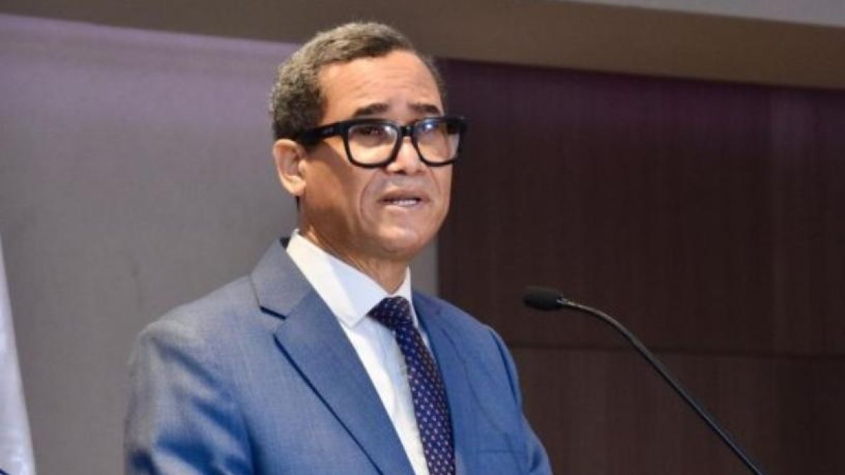 Eddy Olivares advierte sobre ofertas laborales engañosas que podrían llevar dominicanos a la guerra entre Rusia y Ucrania