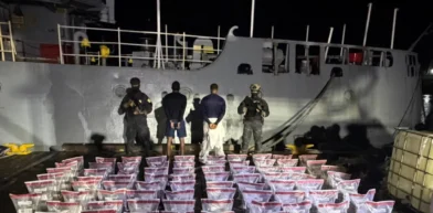 DNCD intercepta narcolancha Baní con 389 paquetes de presunta cocaína