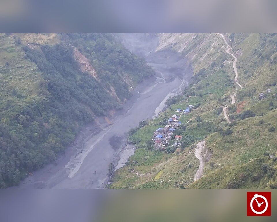 Atrapados 150 turistas extranjeros en una zona montañosa de Nepal tras la devastadora riada del domingo