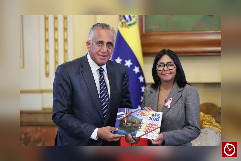 Delcy Rodríguez formaliza candidatura de Caracas 2030 para los Juegos Centroamericanos y del Caribe