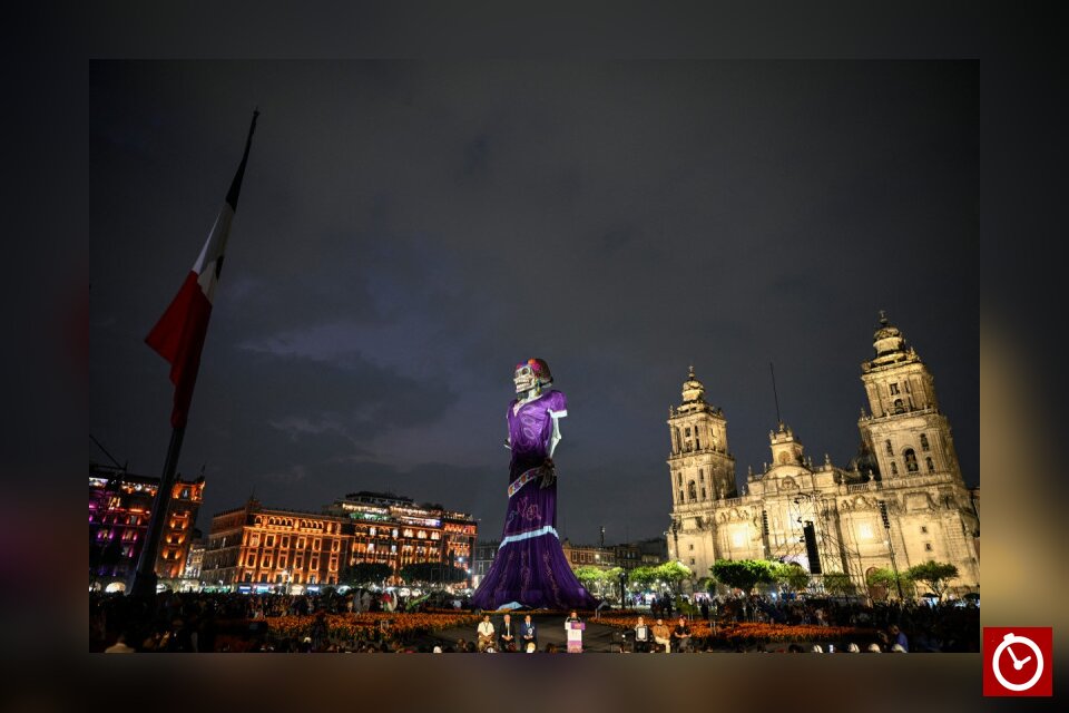 Catrina monumental de México rompe récord Guinness al alcanzar más de 33 metros de altura
