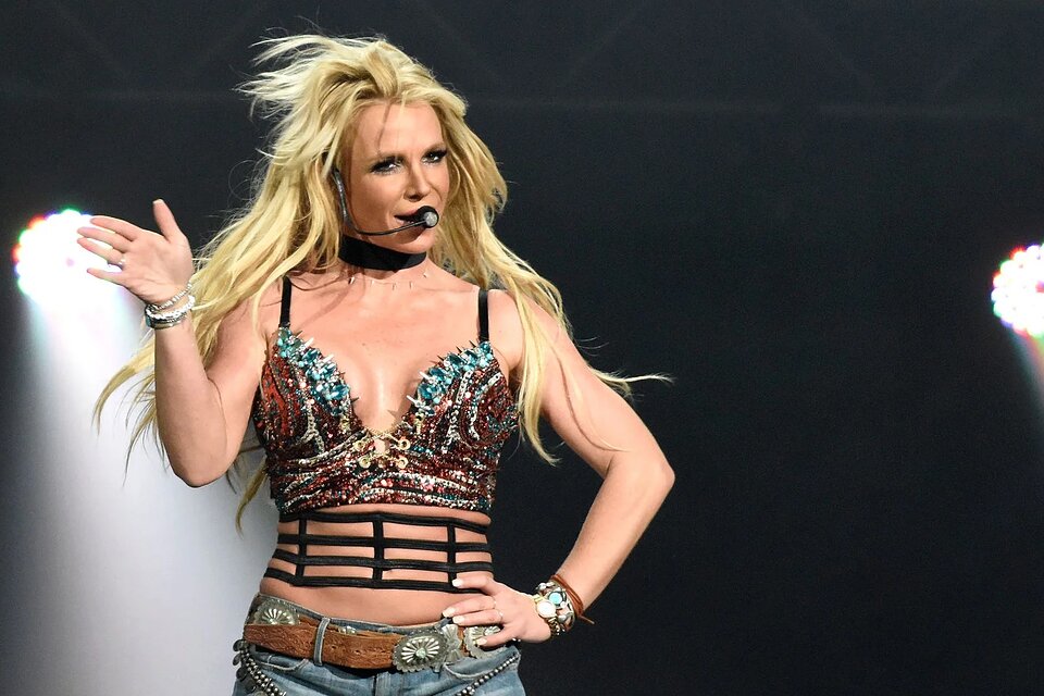 Britney Spears lanza 'She'll Never Be Me' para celebrar los 25 años de su álbum 'Britney'