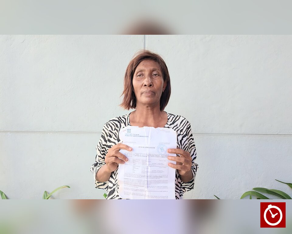 Mujer denuncia presunto acoso vecinal en Hipódromo Nuevo Amanecer y pide intervención de la justicia 2 | Noticias de hoy en República Dominicana Mujer denuncia presunto acoso vecinal en Hipódromo Nuevo Amanecer y pide intervención de la justicia