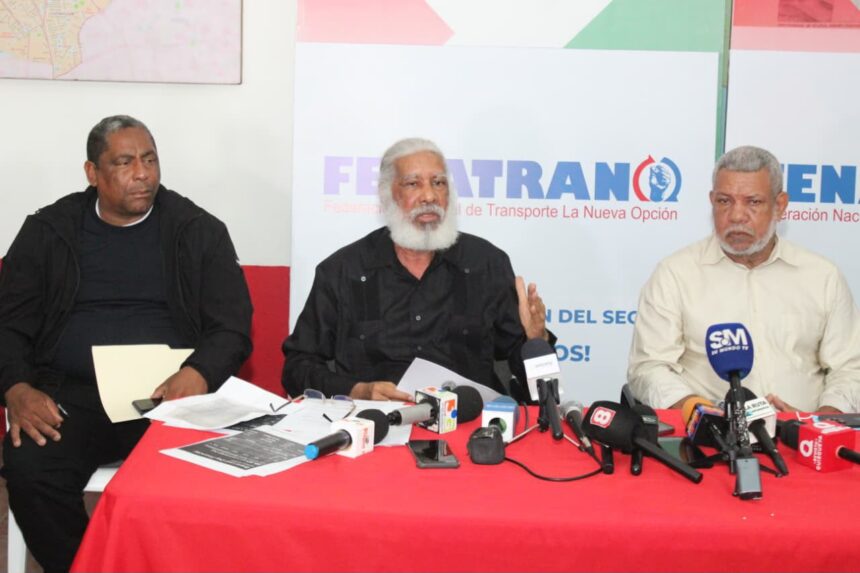 Juan Hubieres defiende a Manuel María Mercedes ante críticas por su labor en derechos humanos