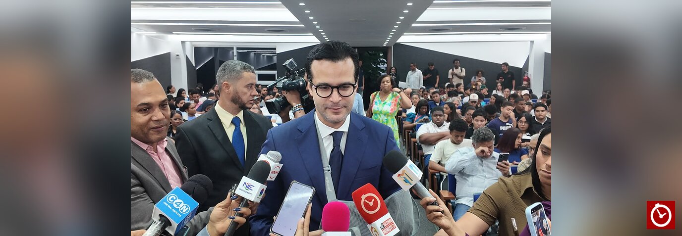 Rafael Paz Familia critica gestión educativa y advierte sobre empleos amenazados por la inteligencia artificial