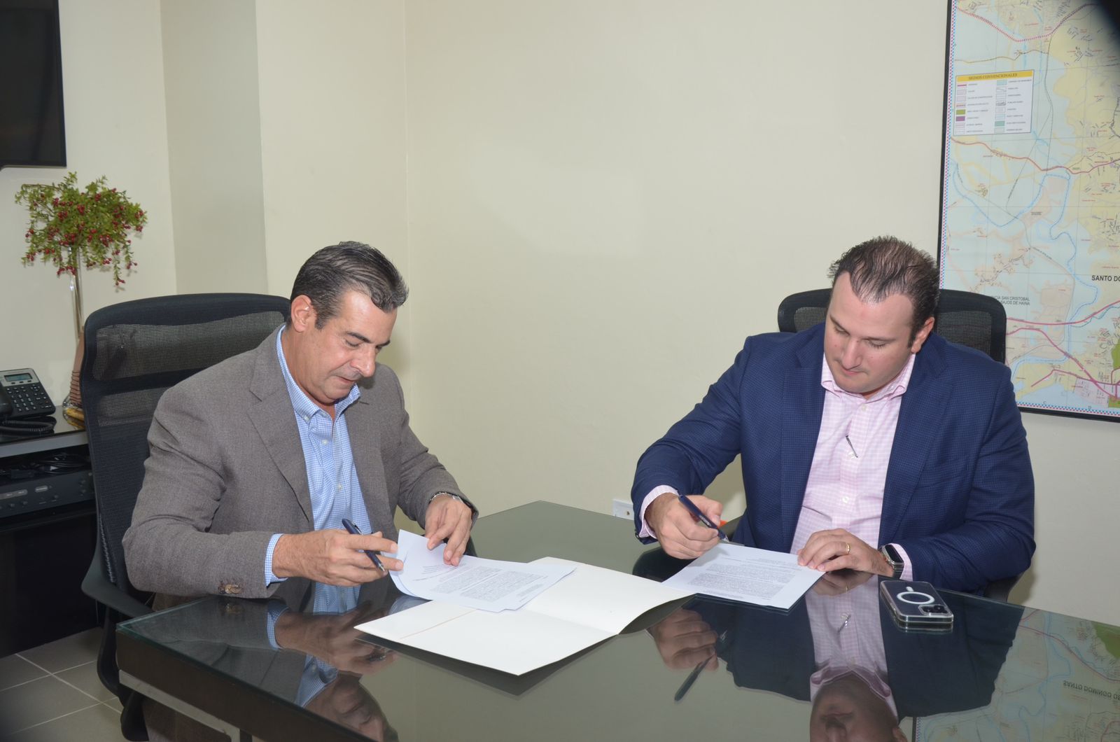 Gigantes del Cibao renuevan acuerdo con Telemedios Dominicanos para sus transmisiones televisivas en la temporada 2026-2027
