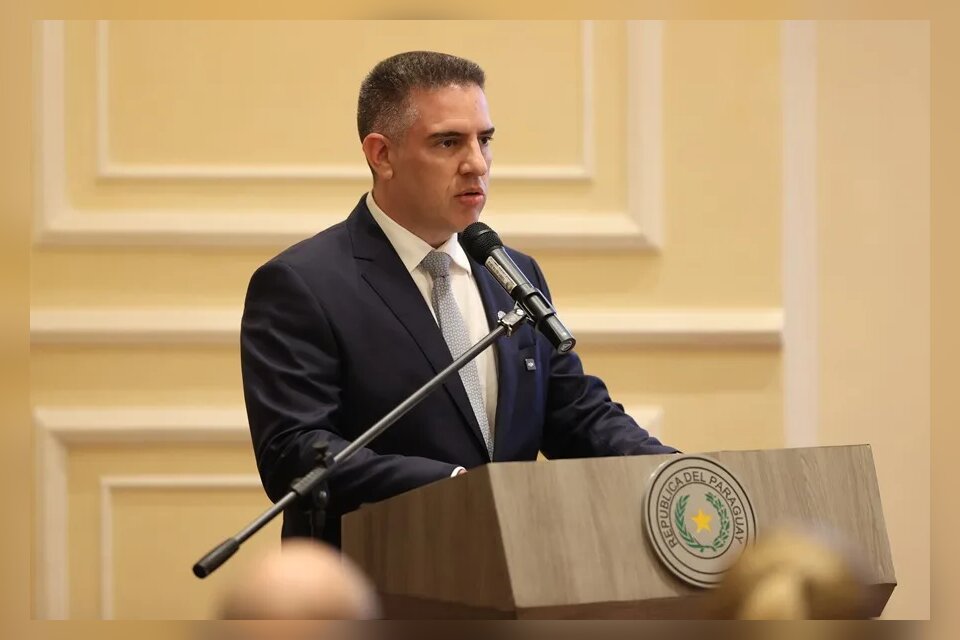 Ministro de Paraguay desafía sanciones chinas y defiende soberanía digital de su país