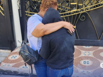 Localizan sana y salva a adolescente de 12 años reportada como desaparecida