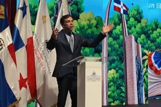 Feria del Libro 2027 se extenderá por dos semanas, anuncia Roberto Ángel Salcedo
