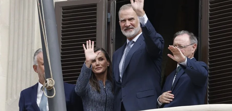 Reyes de España llegan a Ceuta en una visita marcada por la crisis migratoria