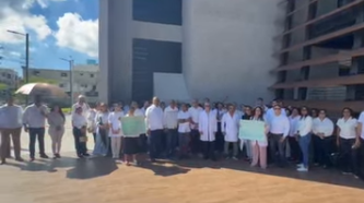 Médicos se reúnen frente a Ciudad Judicial en apoyo a la psiquiatra Ylsa Quero
