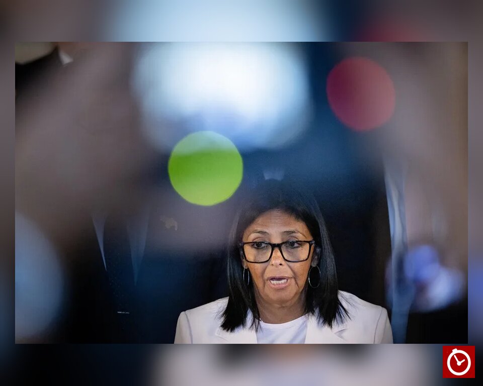Delcy Rodríguez se reúne con negociadores del chavismo y la oposición en medio del diálogo en Venezuela