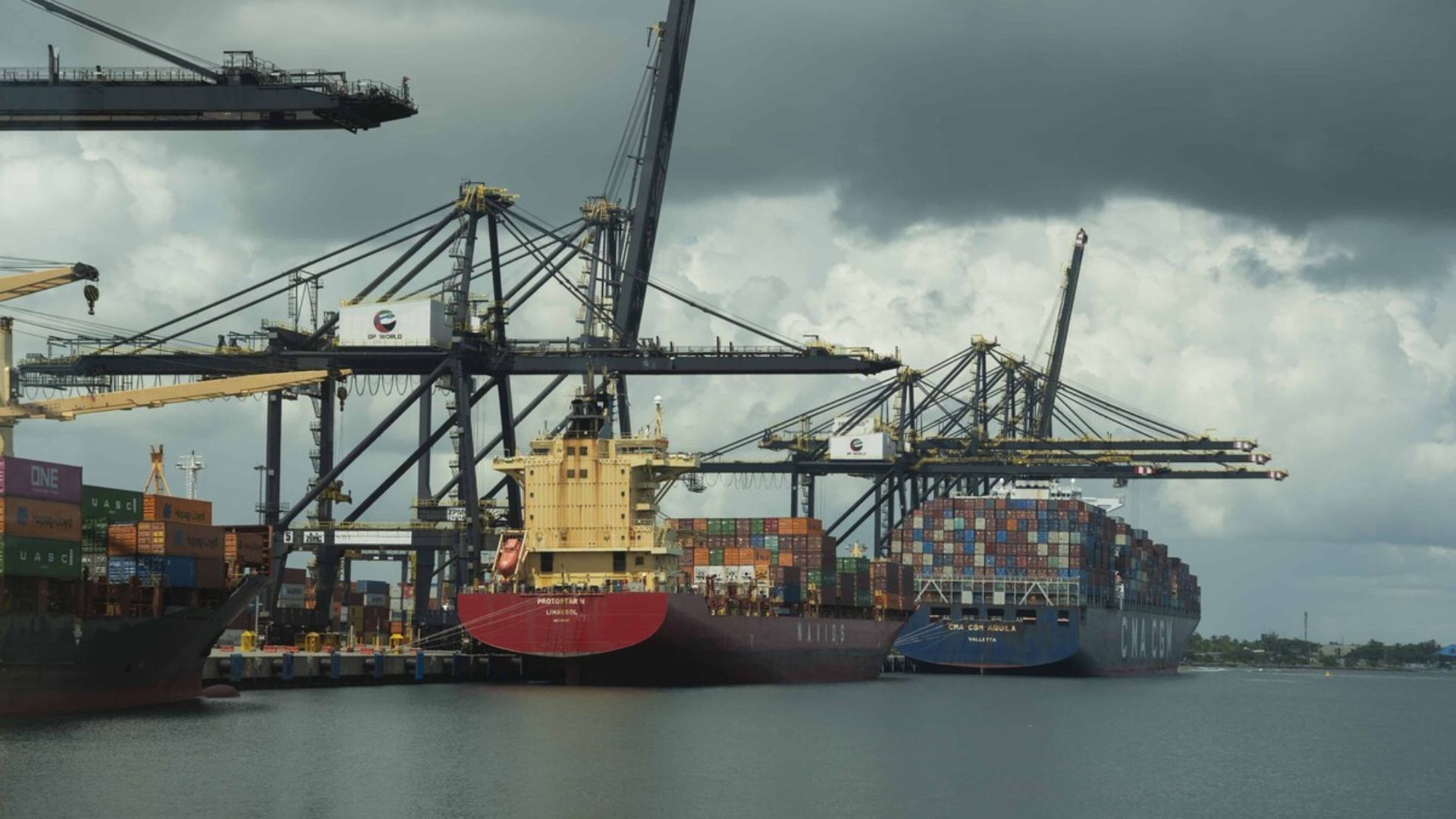 Comercio con Brasil supera los US$1,000 millones, pero sigue inclinado a favor de Brasil 